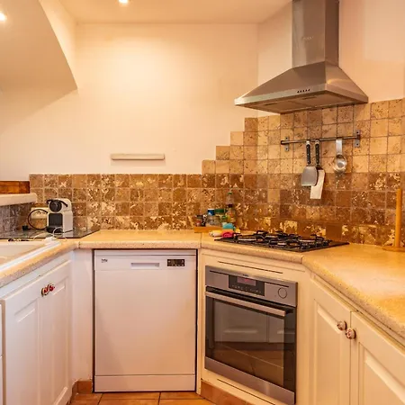 Calyaunati Di San Ciprianu Villa