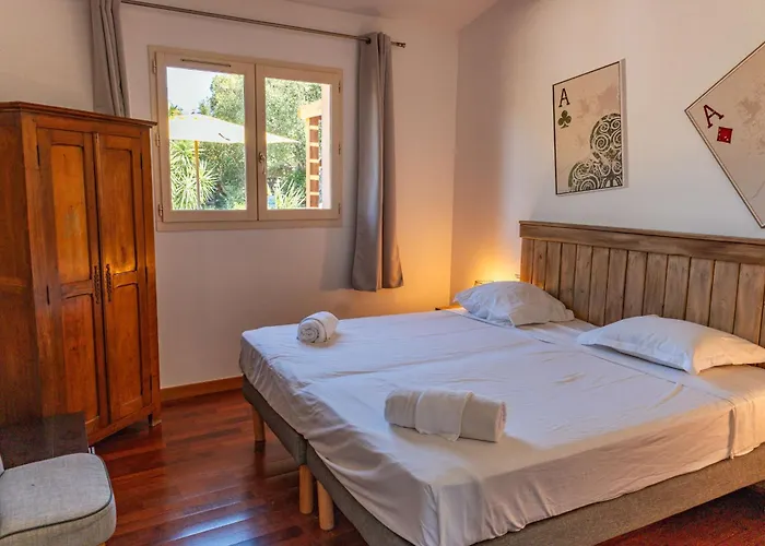 Calyaunati Di San Ciprianu Villa Lecci