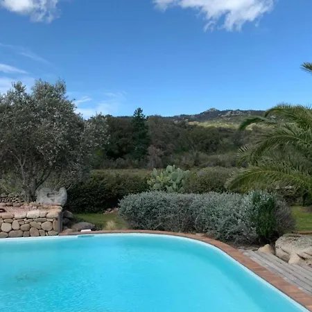 Villa Pleine De Charme Avec Piscine Proches Des Plages Lecci