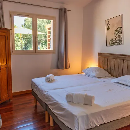 Calyaunati Di San Ciprianu Villa Lecci